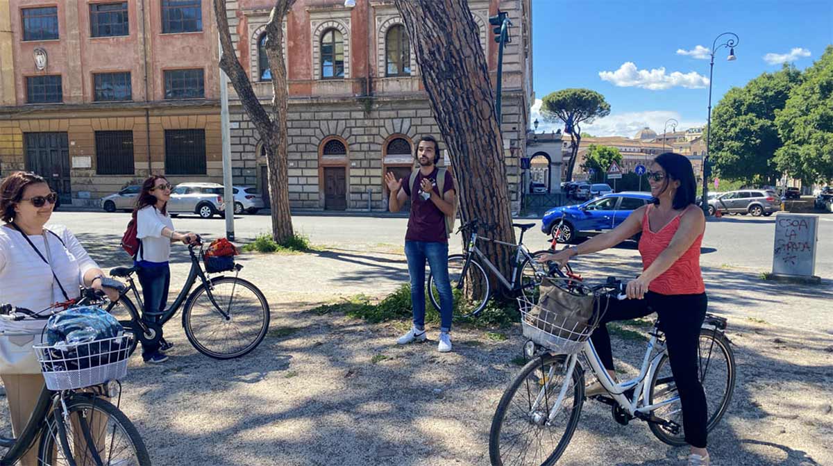 street art rome a velo